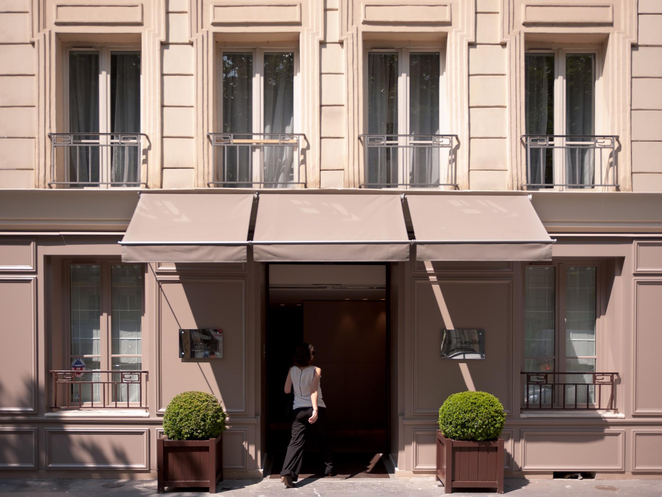 Hotel Le Tourville Eiffel Paris