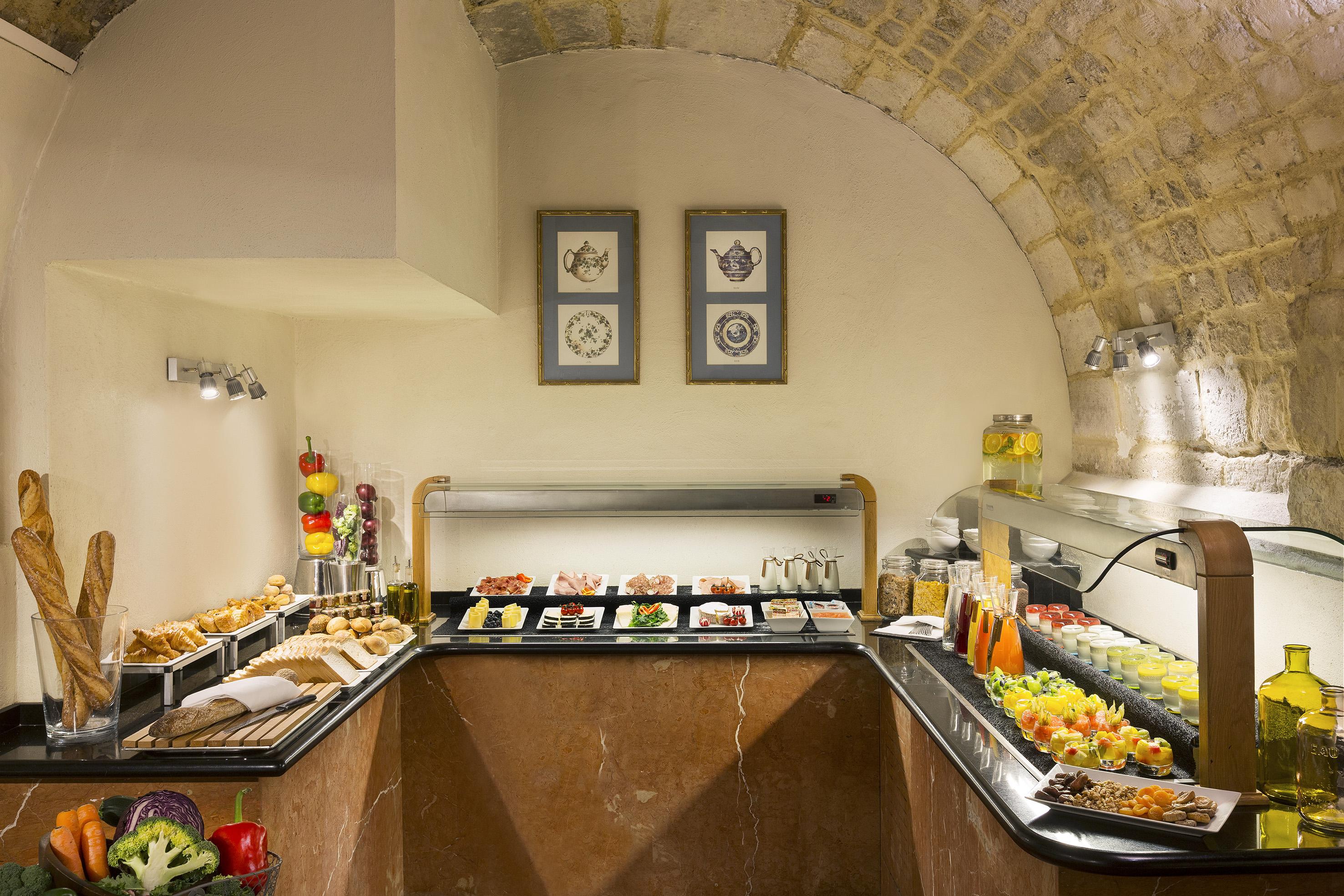 Hotel Meliá Notre-dame 5*