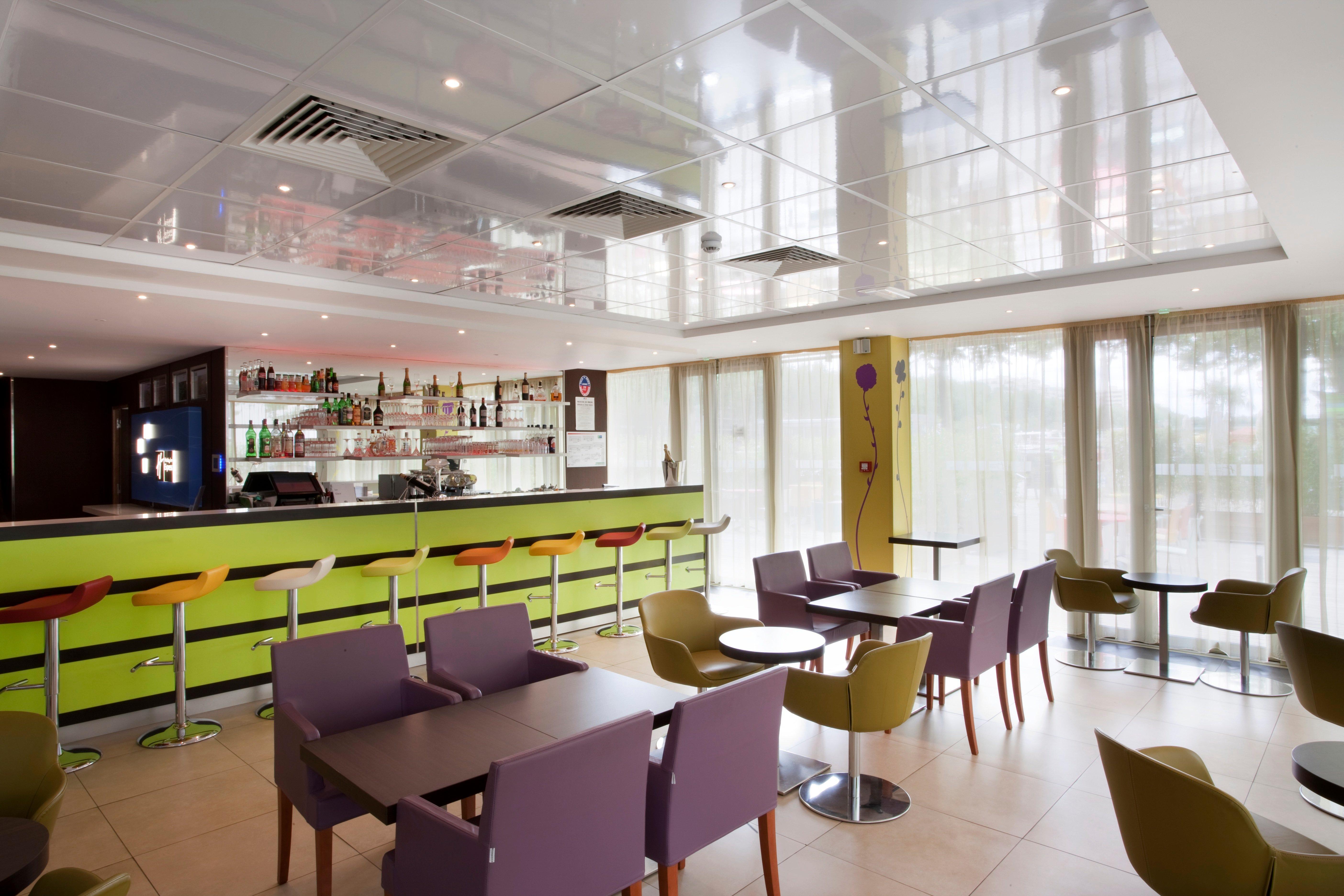 Express Paris-canal De La By Ihg Hotel 3*