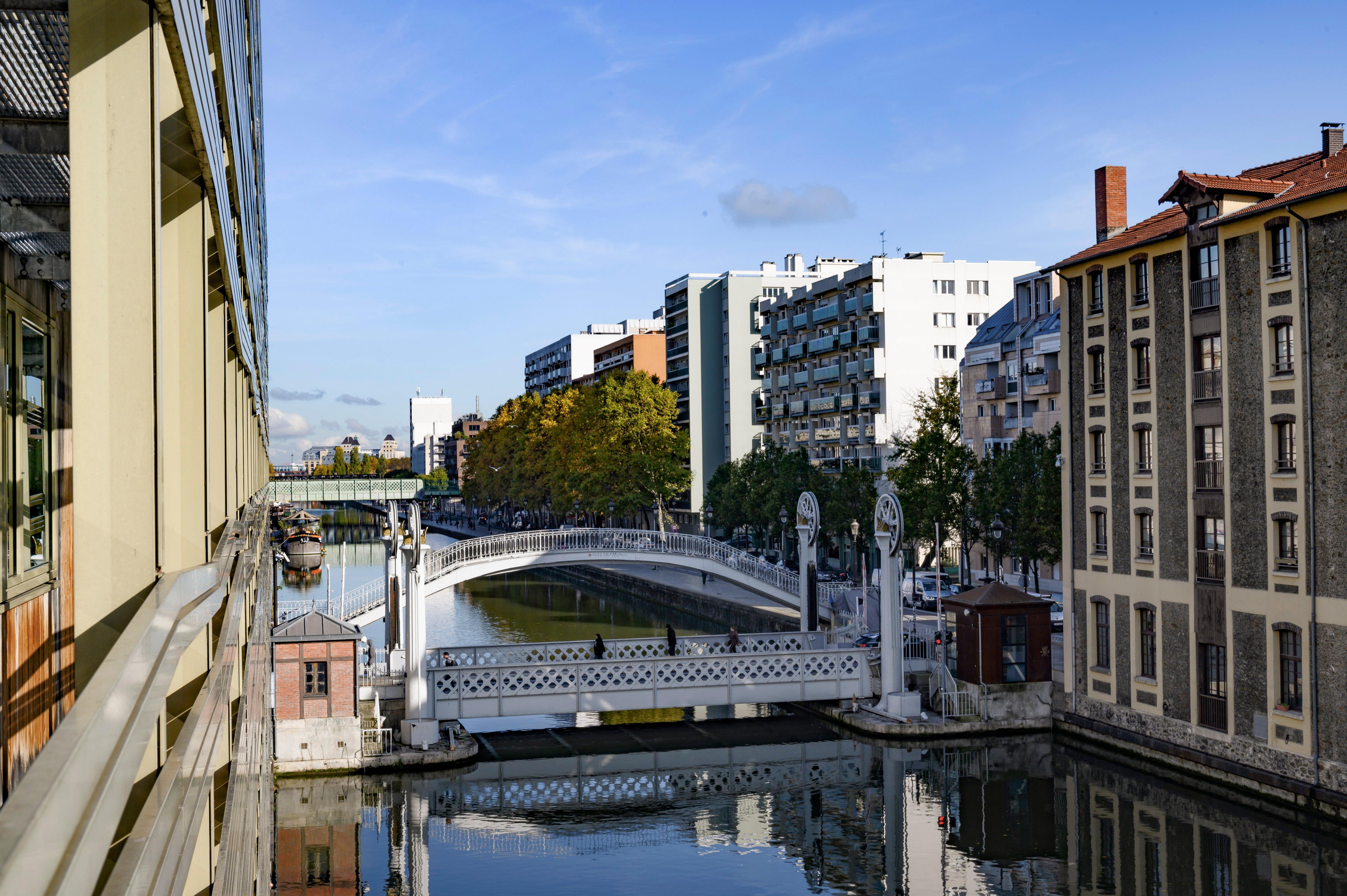 Hotel Express Paris-canal De La By Ihg