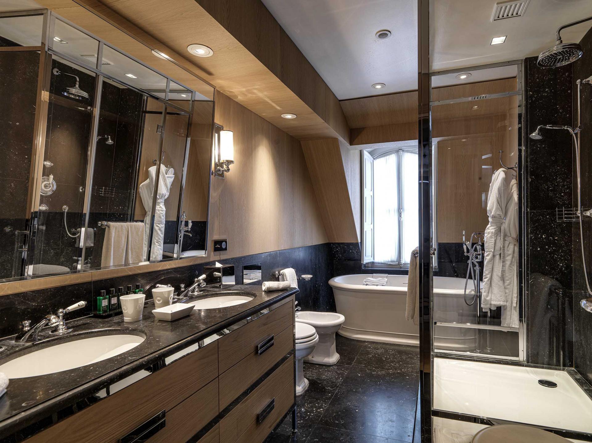 Marquis Faubourg Saint-honore Relais & Chateaux Hotel
