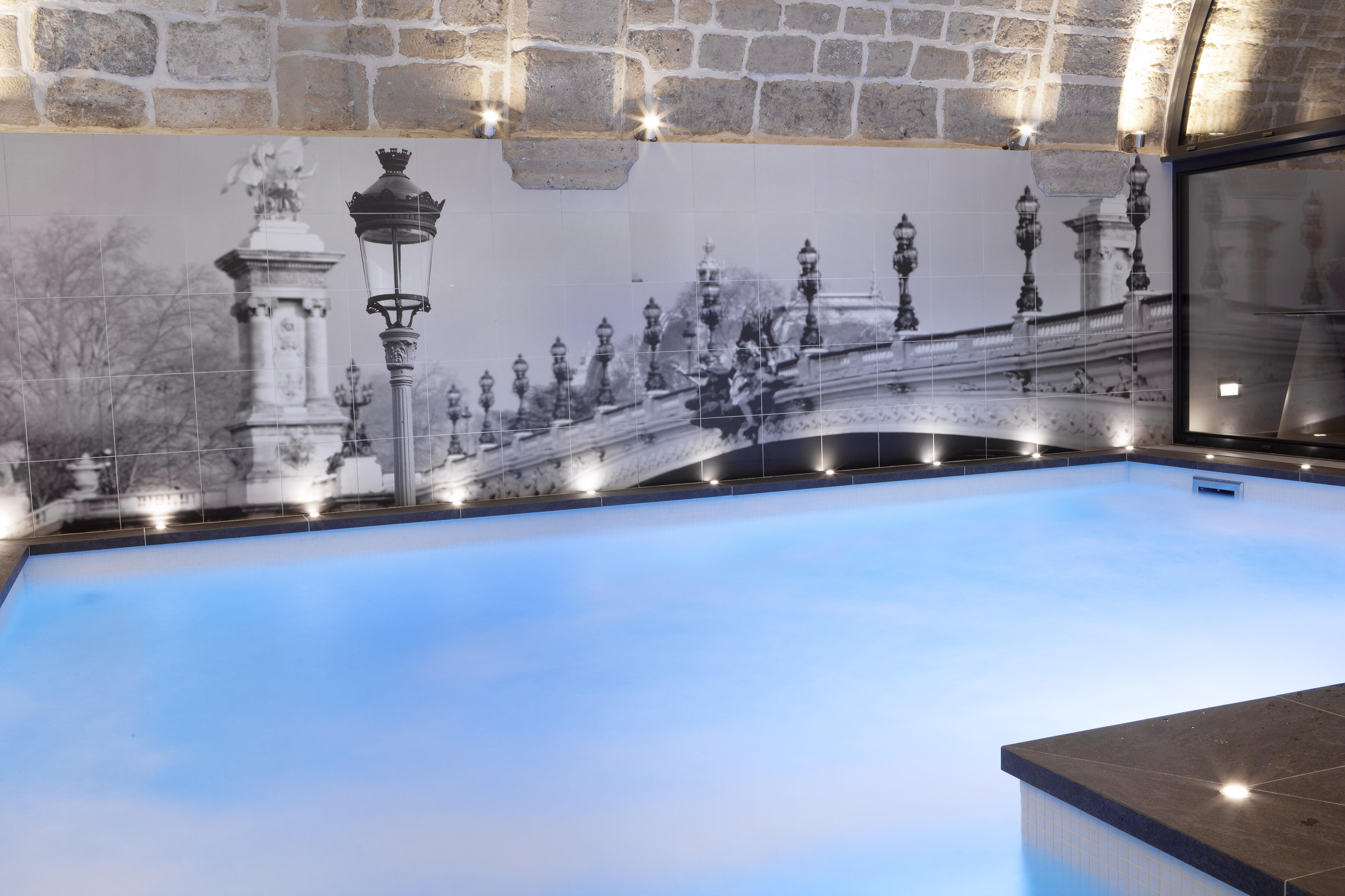 La Lanterne & By Timhotel