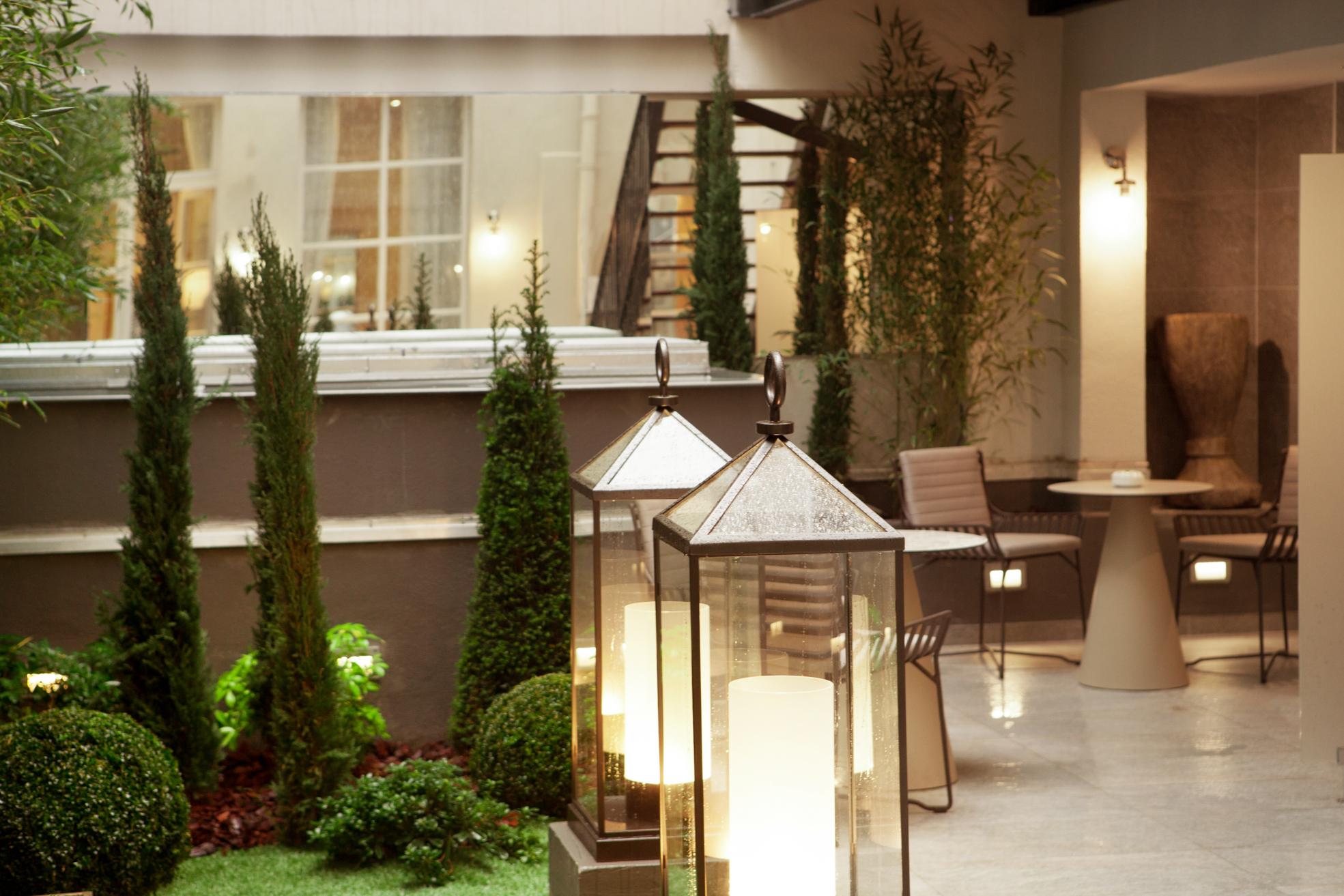 La Lanterne & By Timhotel Hotel