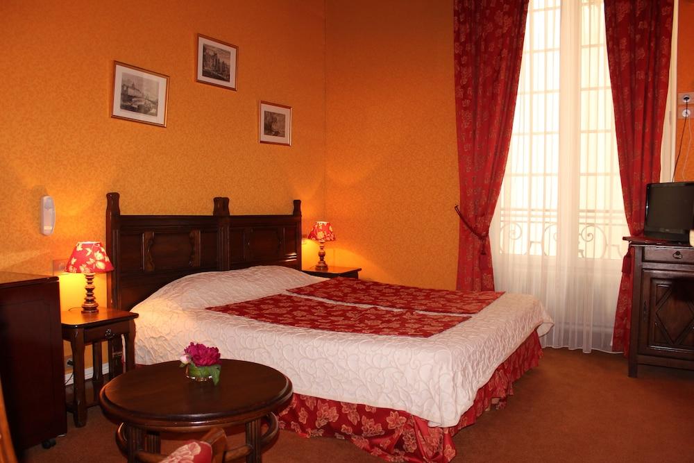 Hotel De La Bretonnerie 3*