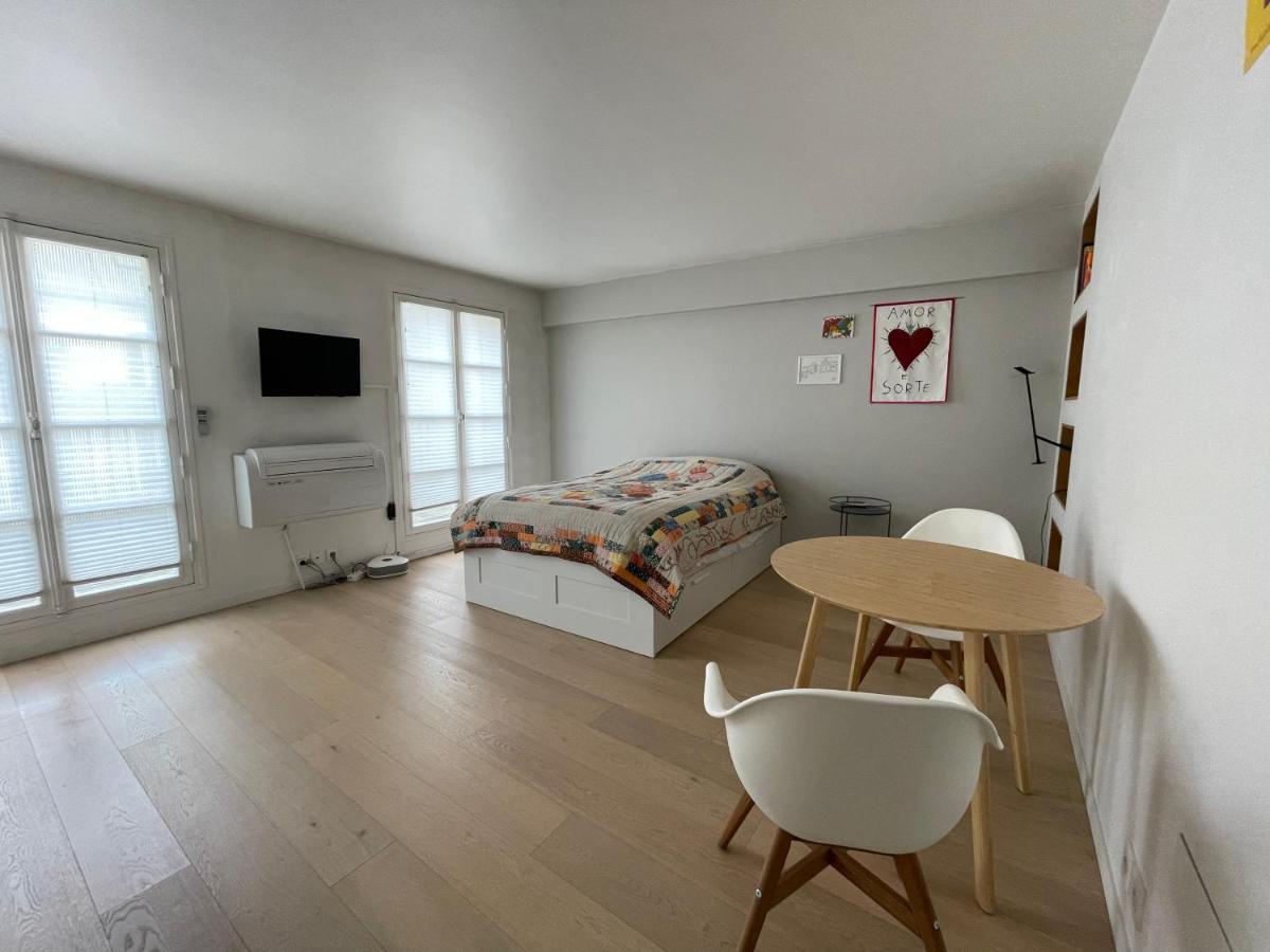 Superbe Avec Balcon, Situe Entre 6e Et 7e ! Apartment