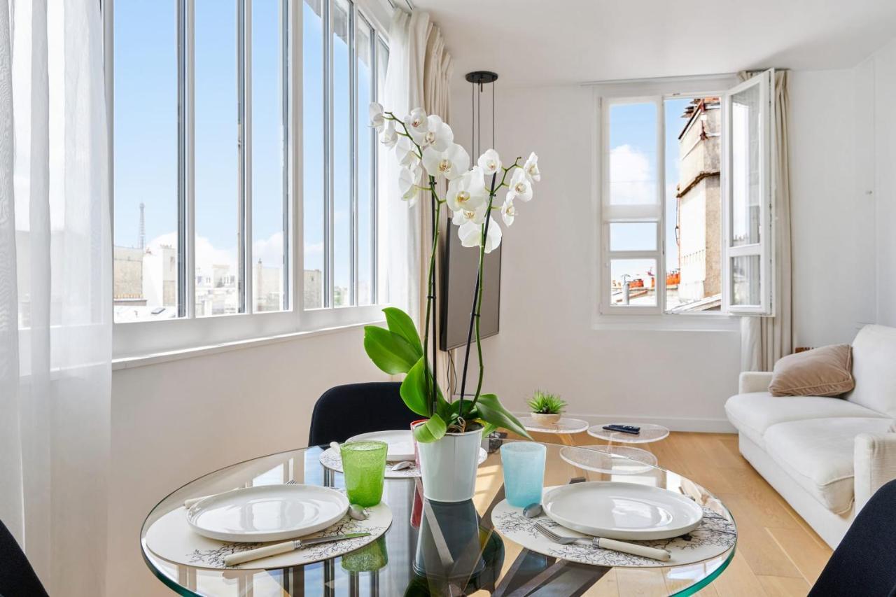Apartment Des Sevres - Welkeys Paris