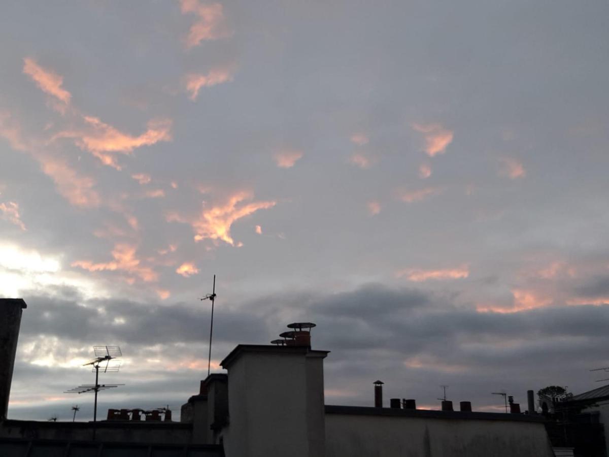Lovely Studio Notre Dame Apartment Paris