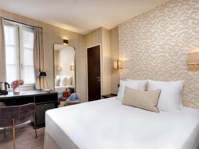 Le Senat 4*