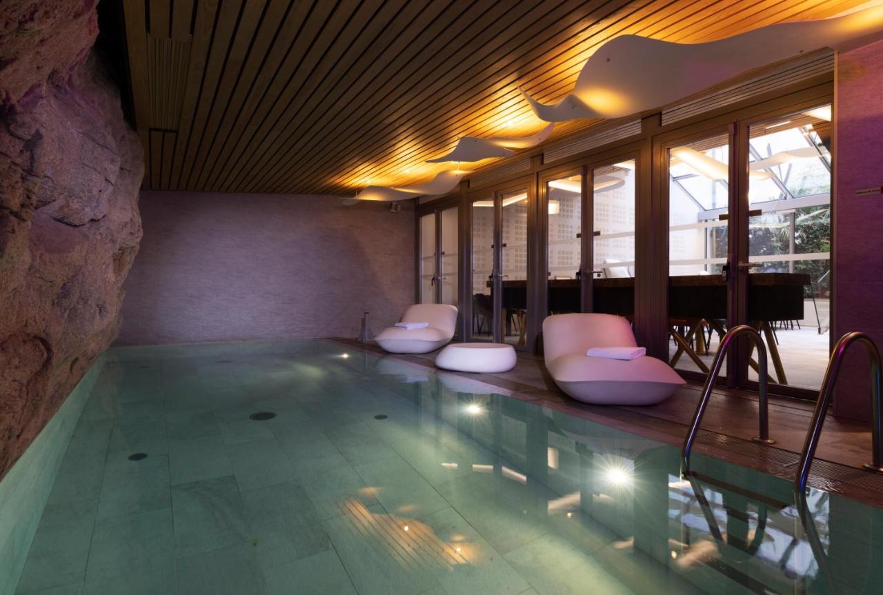 Hotel B55 Paris