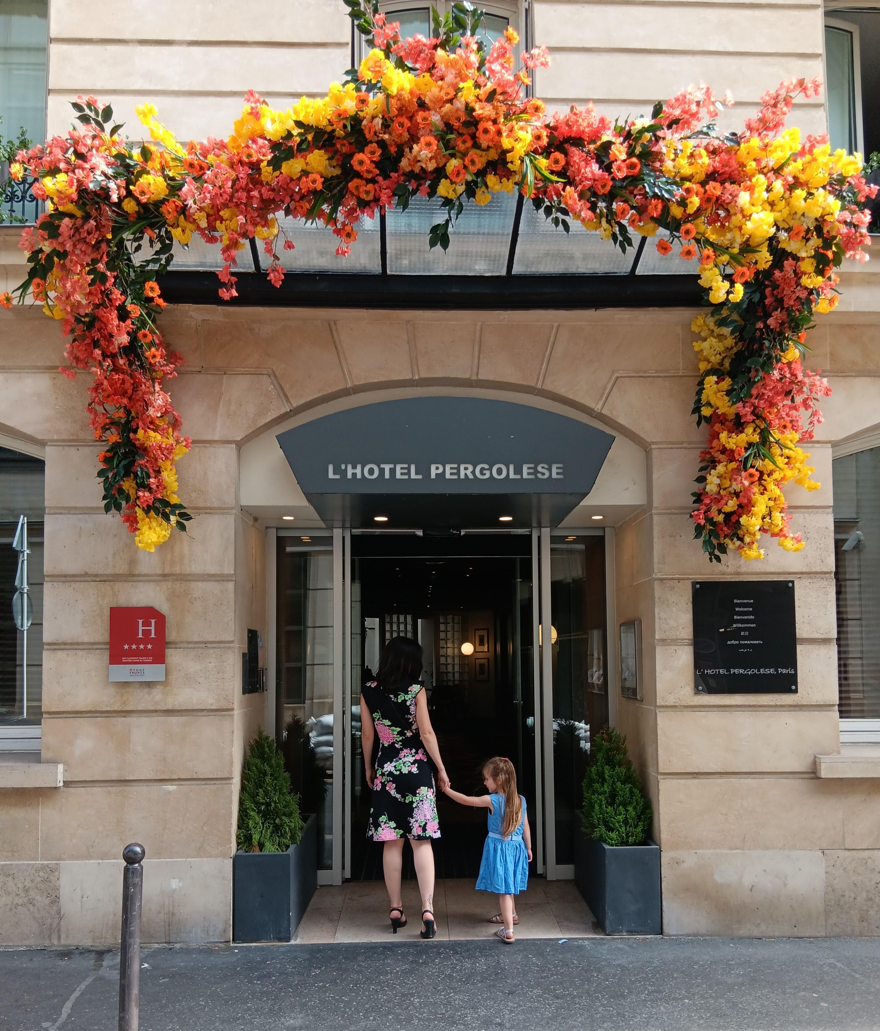 Hotel Le Pergolèse Champs Elysées 4*