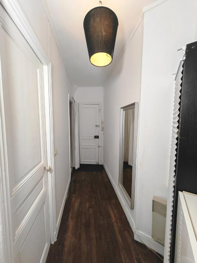 2 Pieces A Montmartre, Proche Sacre Coeur Appartement