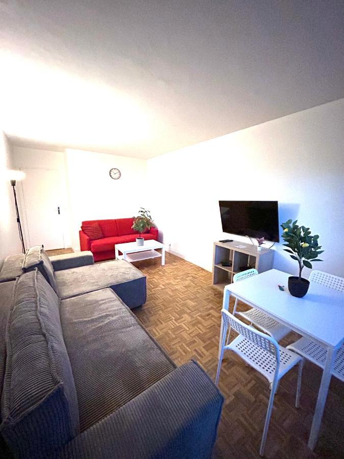 Tour Eiffel Entrepreneur Apartment