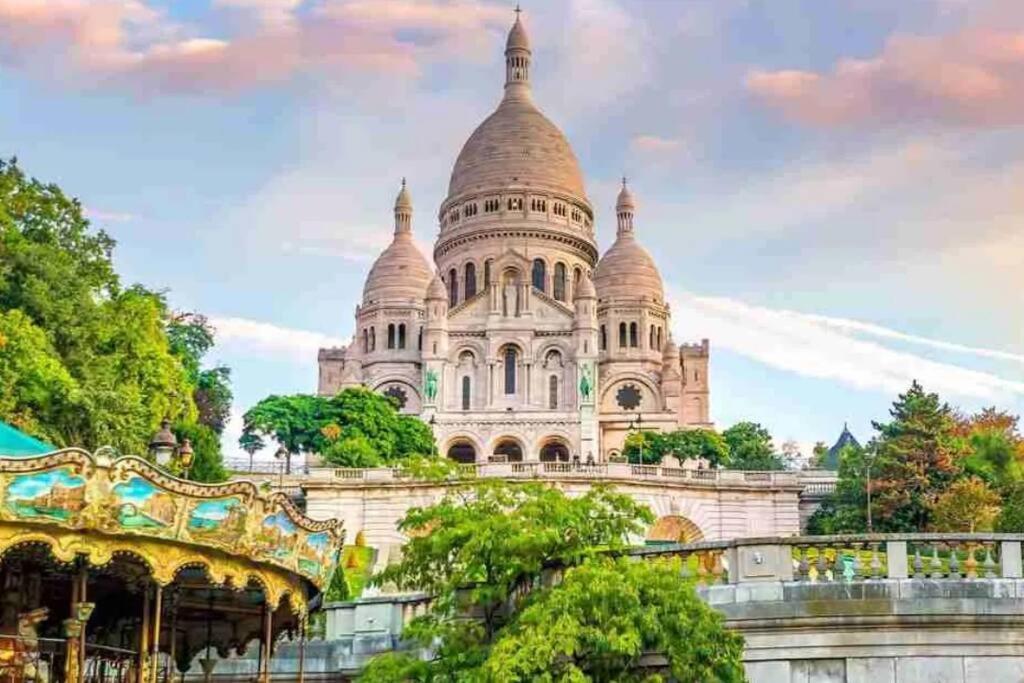 Dernier Etage A Montmartre Paris