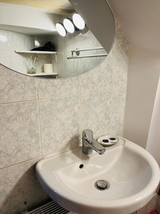 Apartment Dream Dwell Paris-two-bedroom Flat Near Pompidou Centre