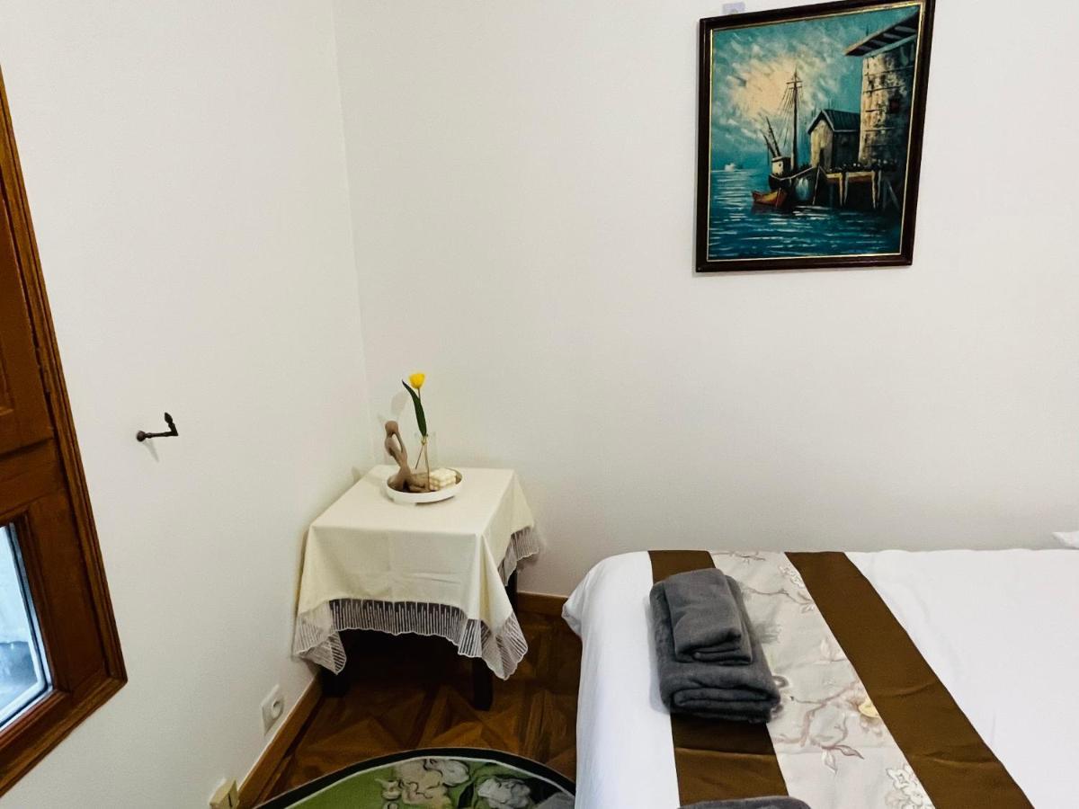 Apartment Dream Dwell Paris-two-bedroom Flat Near Pompidou Centre Paris