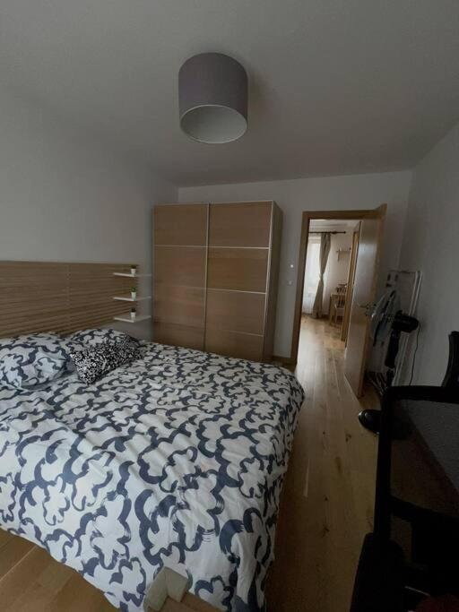 4 Voyageurs + Bebe, Tout Equipe Appartement Paris