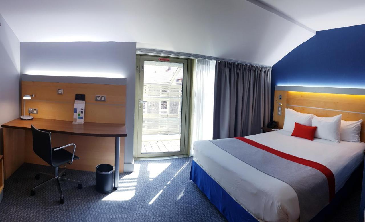 Express Paris-canal De La By Ihg Hotel