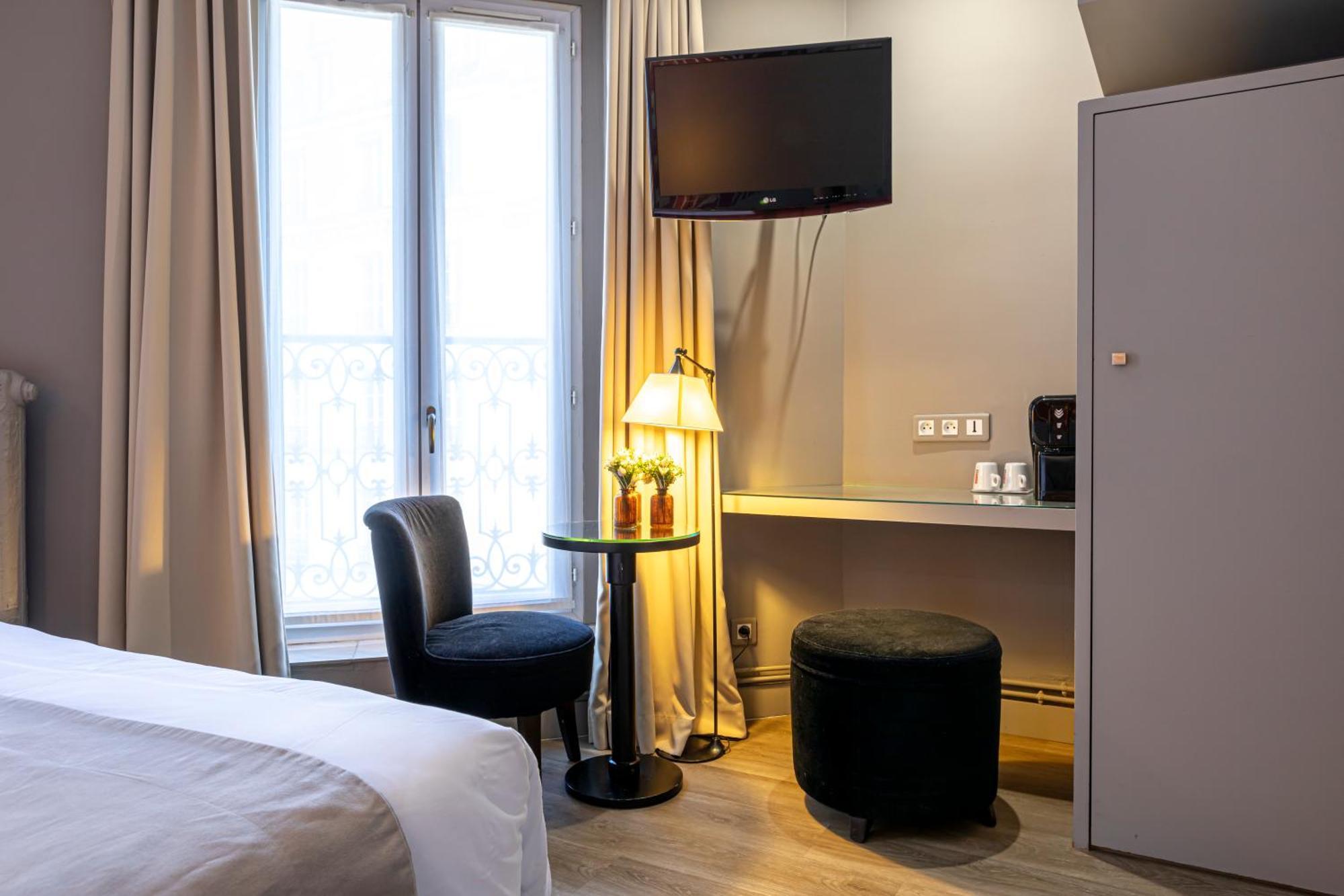 Gardette Park 4*