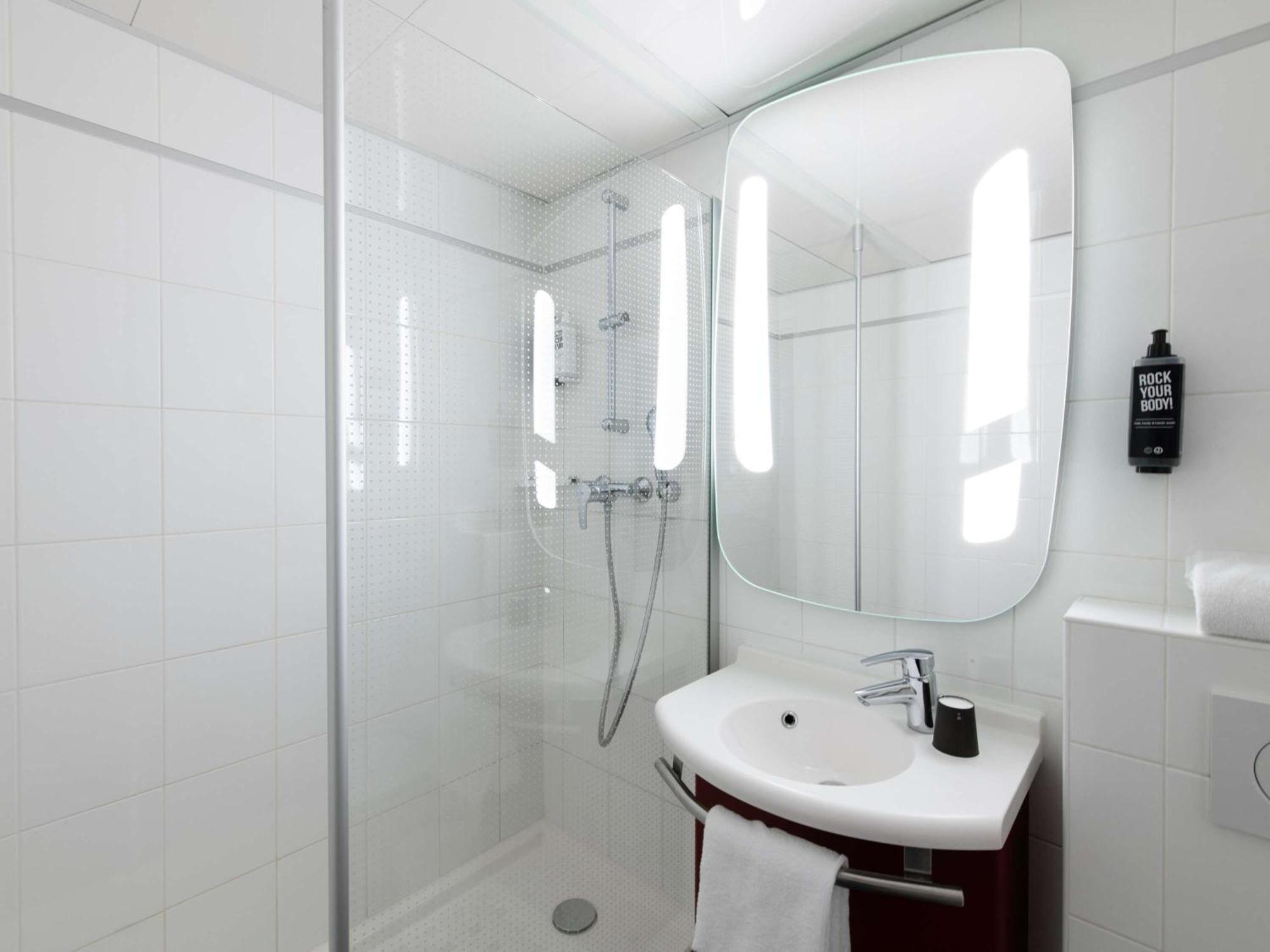 Hotel Ibis Grands Boulevards Opéra 9e