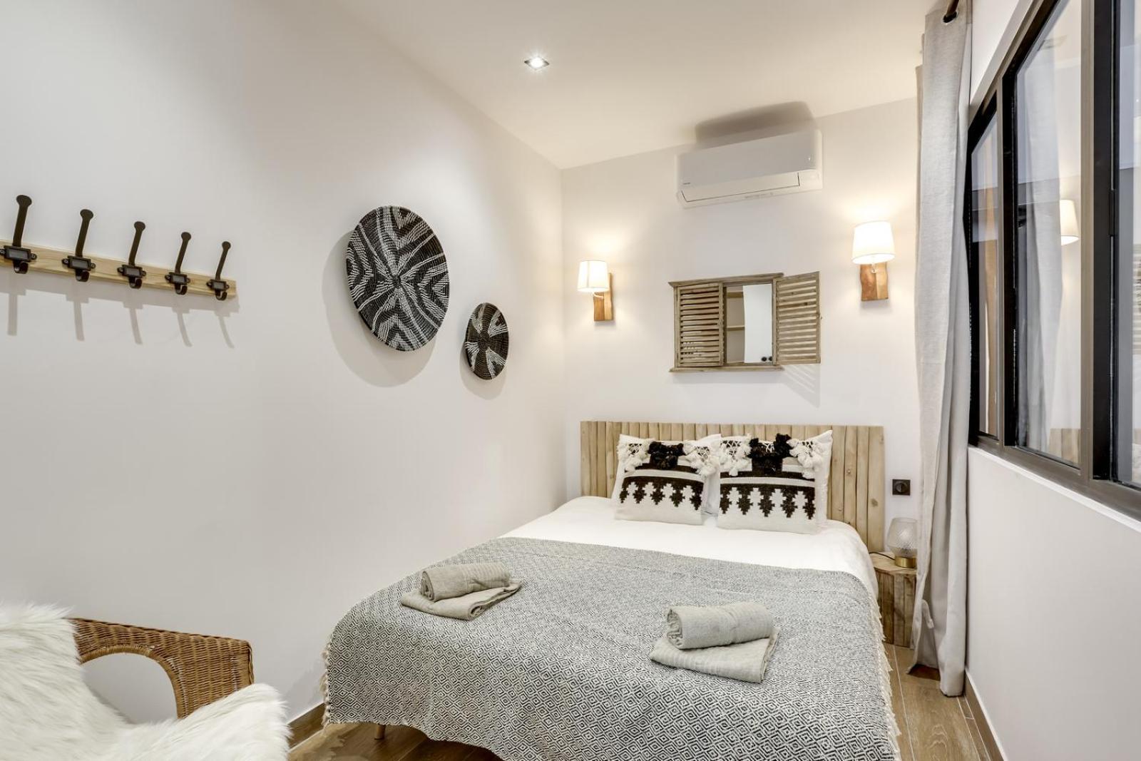 Apartment 149 Christophe, Great Apt, Paris