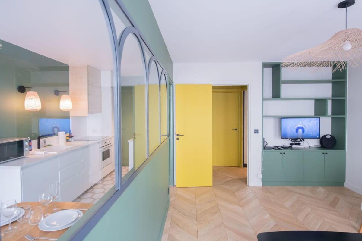 Recently Renovated 3bd Next To Invalides Paris