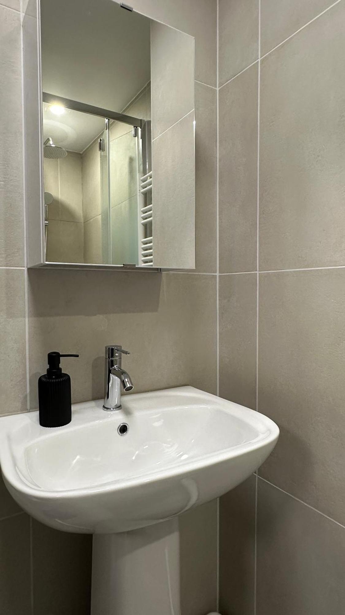 Apartment Lacharriere-logement Entier 38m2 Paris