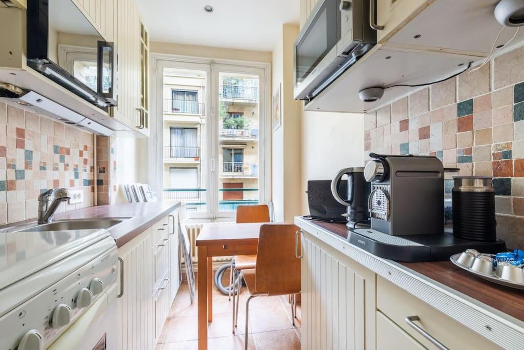 Studio#porte Dauphine#avenue Foch#2pers. *