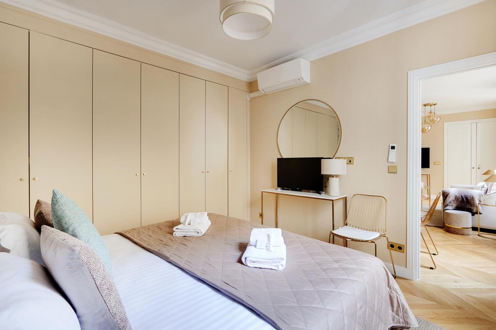 Appartement Pick A Flat's In Opera Saint Lazarre - Rue De L'isly Paris