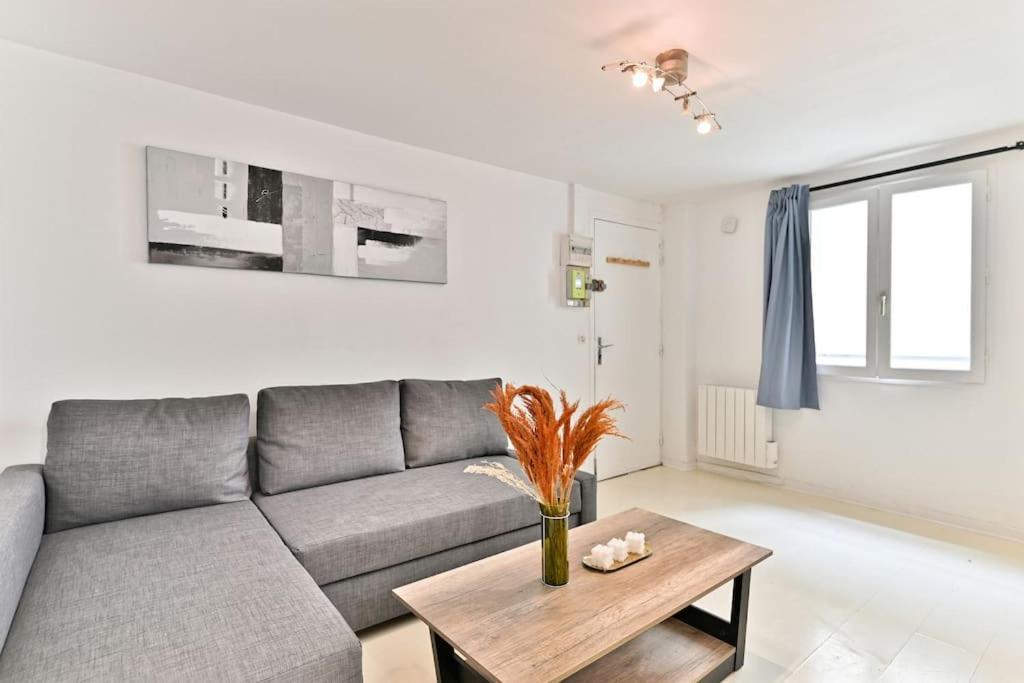 Proche Canal Saint Martin Appartement *
