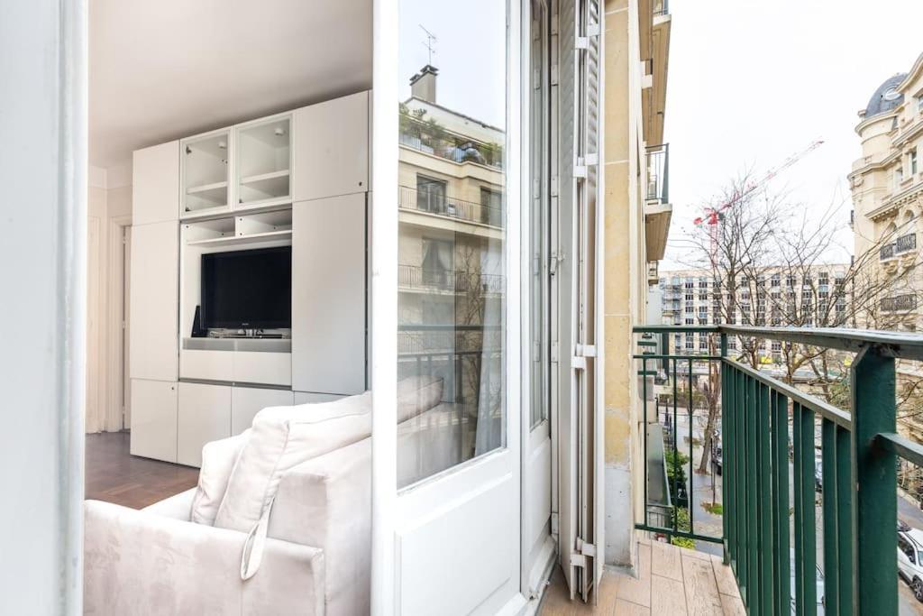 Studio#porte Dauphine#avenue Foch#2pers. Paris