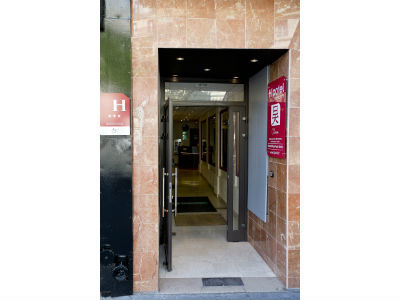 Hotel Hipotel Voltaire Bastille