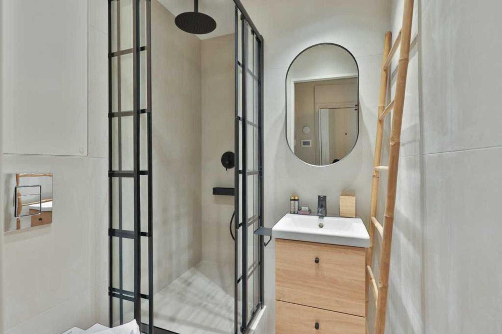Apartment Modern - 1br-4p - Canal St-martin *
