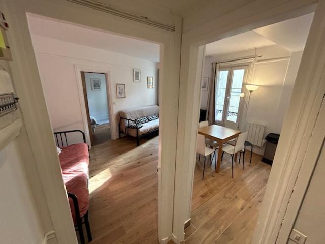 Sacre Coeur Montmartre Et Tour Eiffel, 8 People, Appartement Paris
