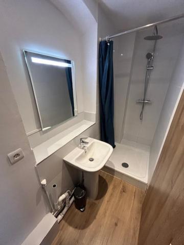 Appartement Sacre Coeur Montmartre Et Tour Eiffel, 8 People, *