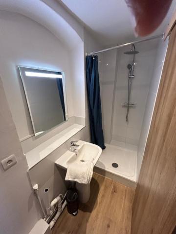 Appartement Sacre Coeur Montmartre Et Tour Eiffel, 8 People, Paris
