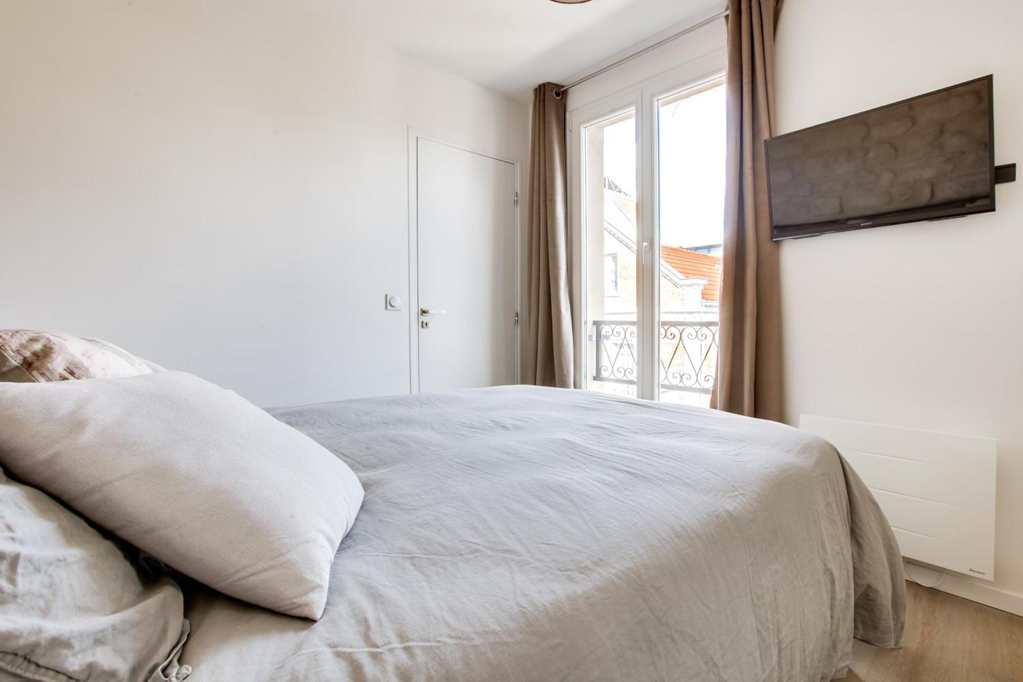Volontaire Appartement Paris
