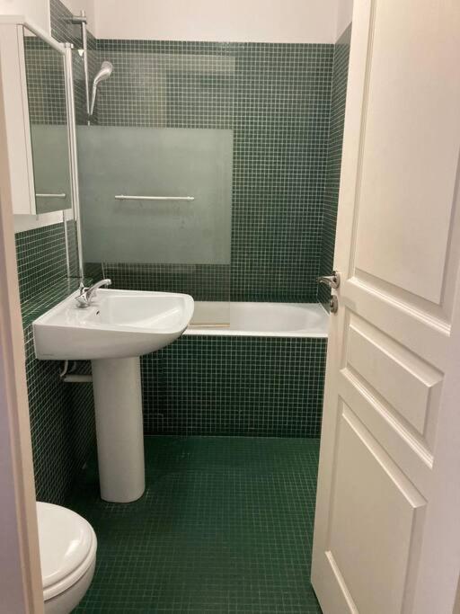 Apartment Appart. 100m², 4 Pieces, 2 Salle De Bains, Calme. Paris