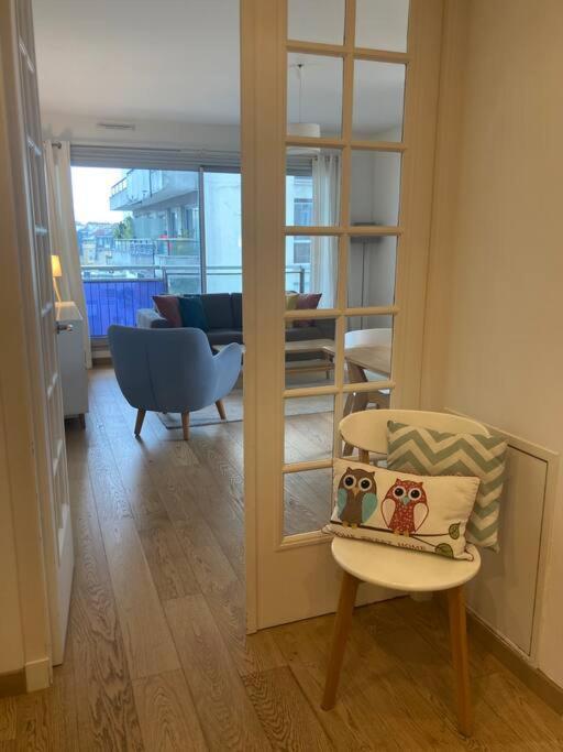 Apartment Appart. 100m², 4 Pieces, 2 Salle De Bains, Calme. Paris