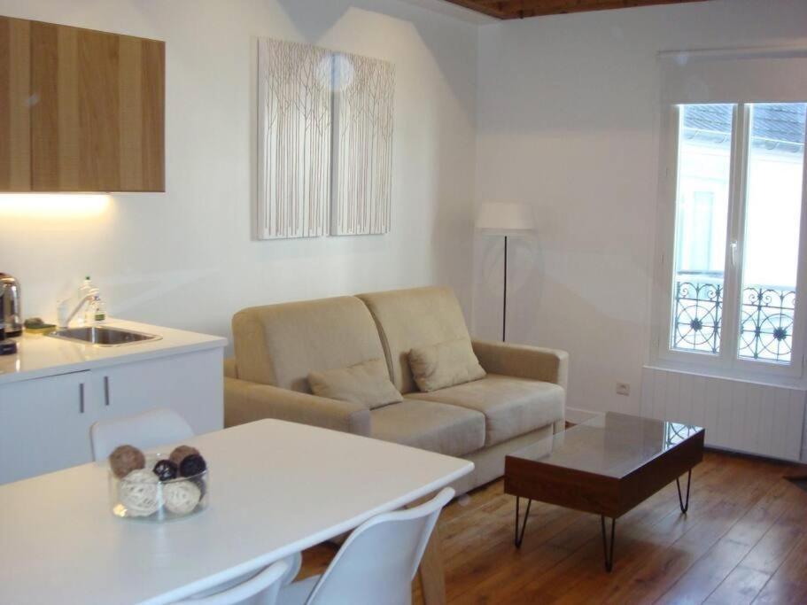Cosy And Chic Flat In Saint Germain Apartment