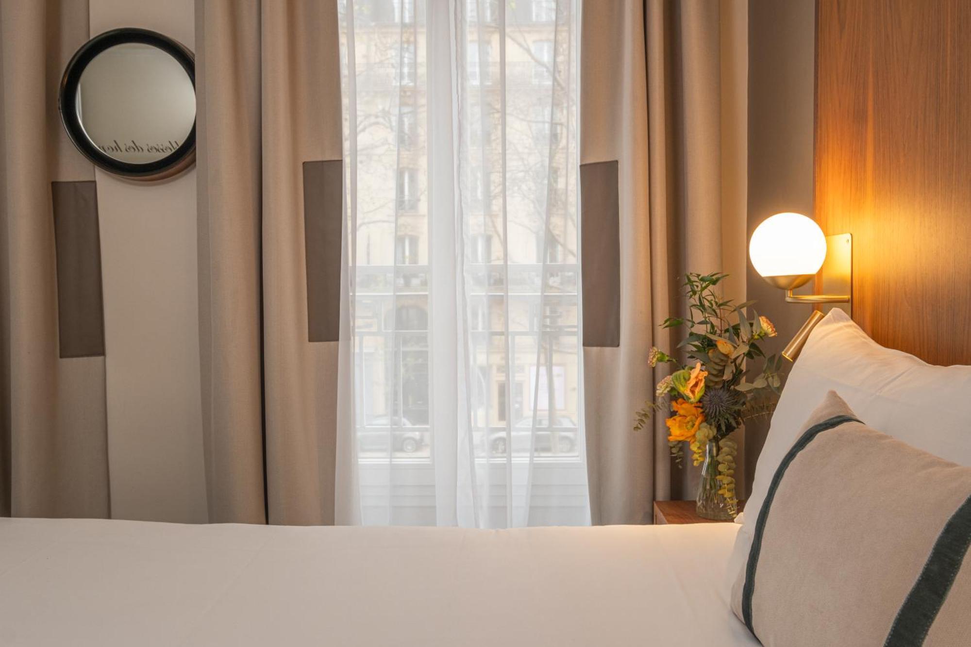 Hotel Le Tourville Eiffel Paris