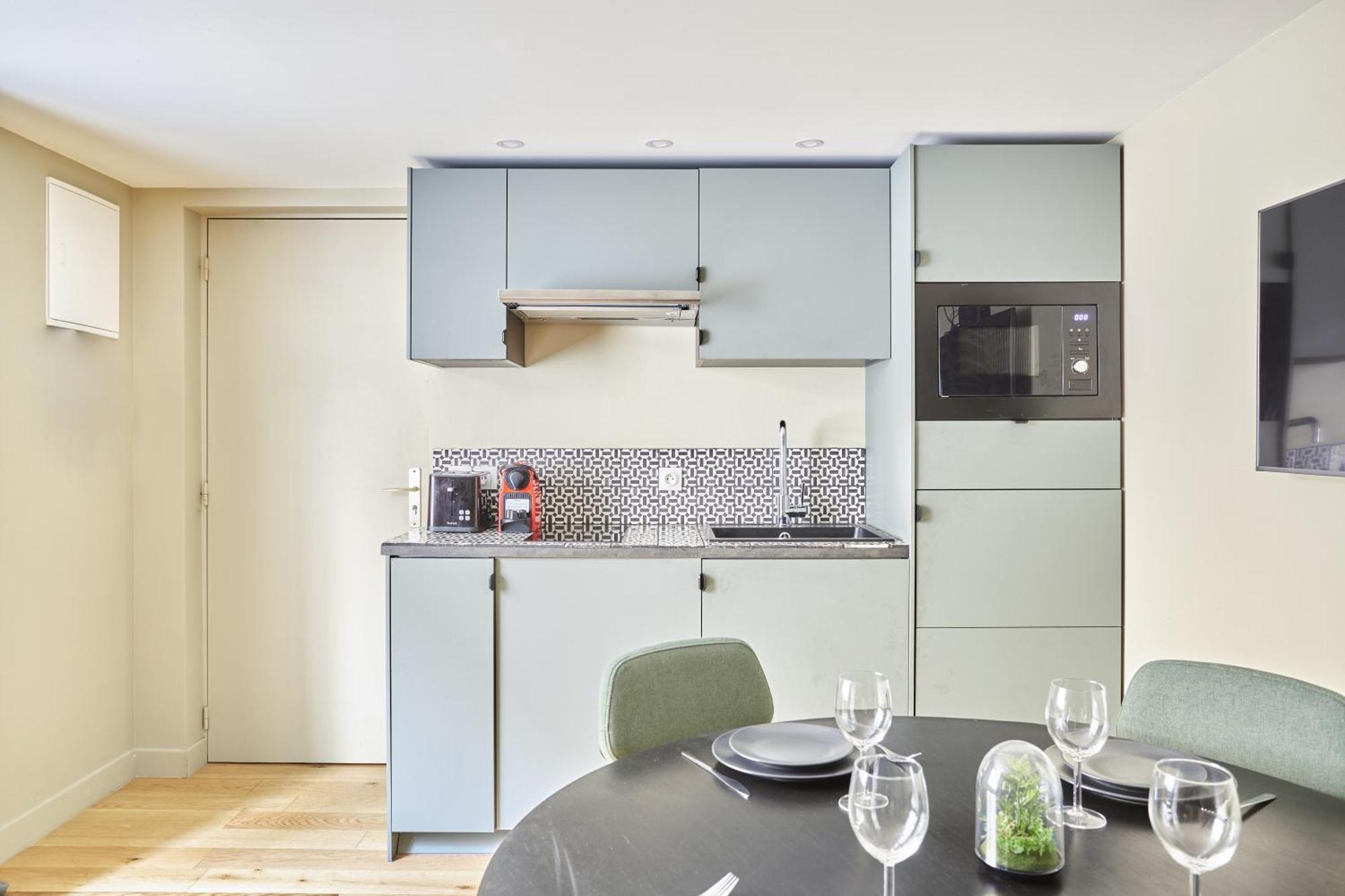 Center Of By Prestige Paris