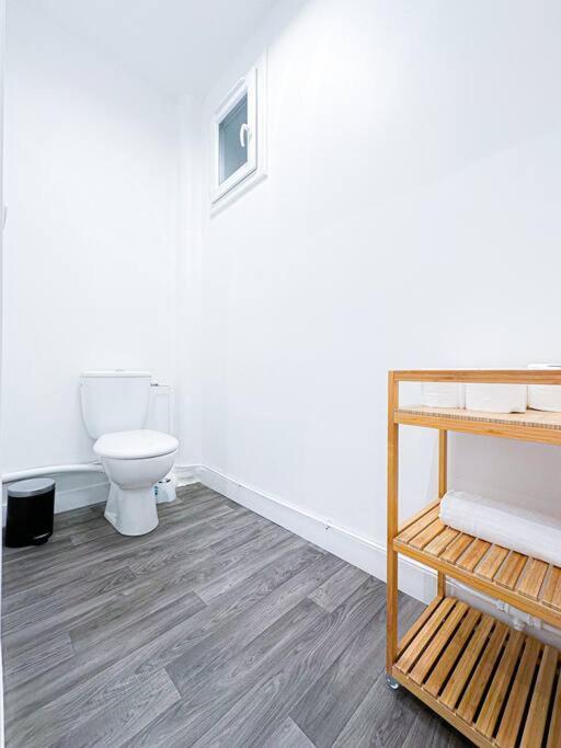 6pers-balcony-paris 12-hopital Trousseau Appartement *