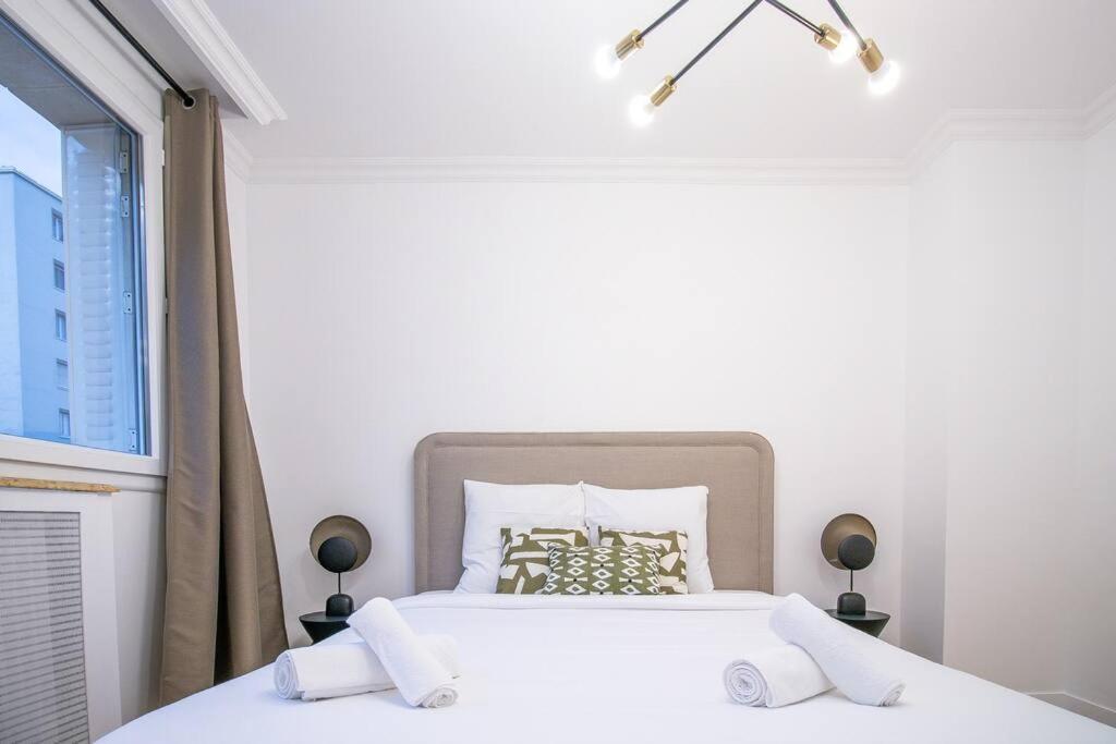 6pers-balcony-paris 12-hopital Trousseau Appartement Paris