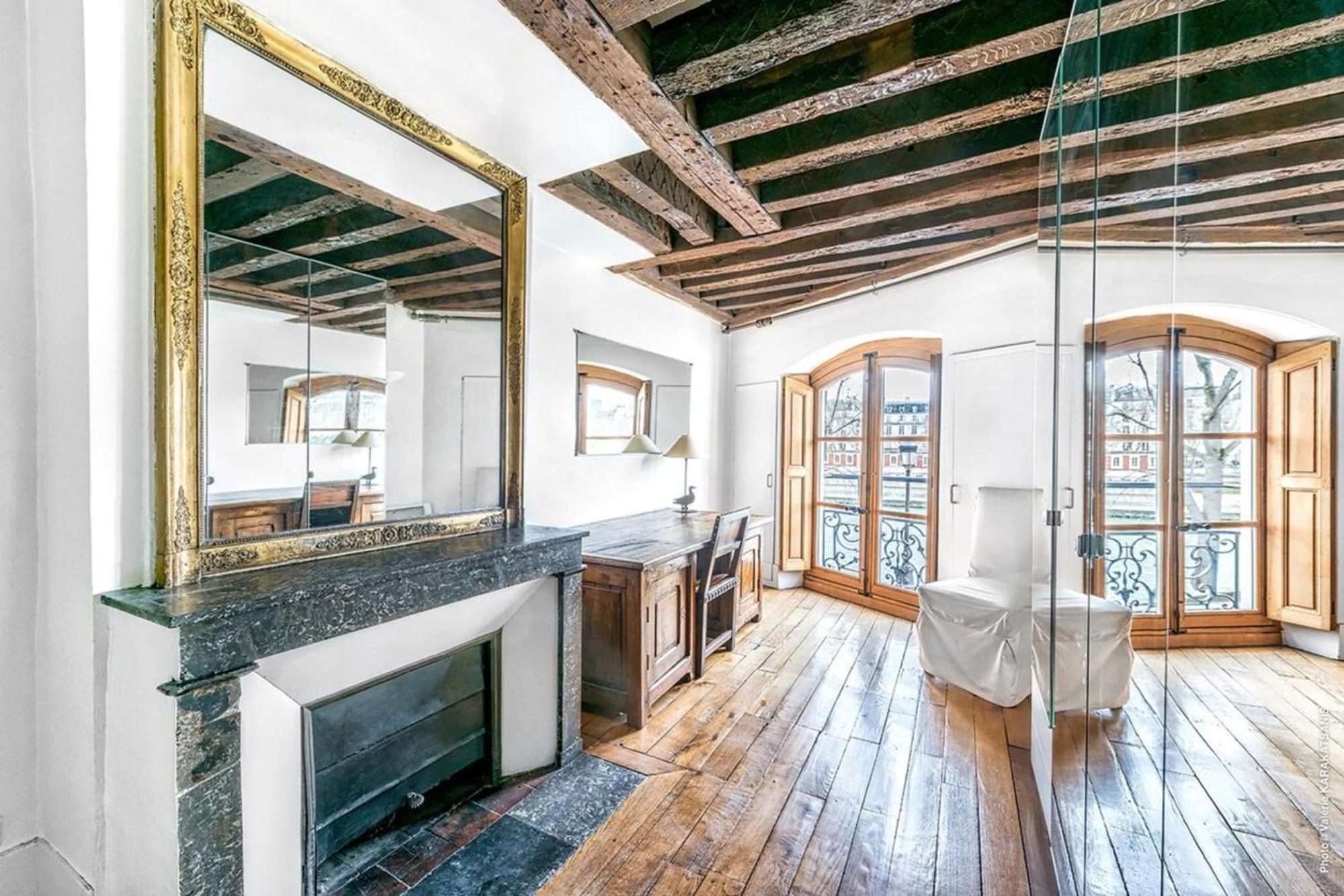 Appartement Ile Saint Louis - Quai D'orleans 2bdr By B'your