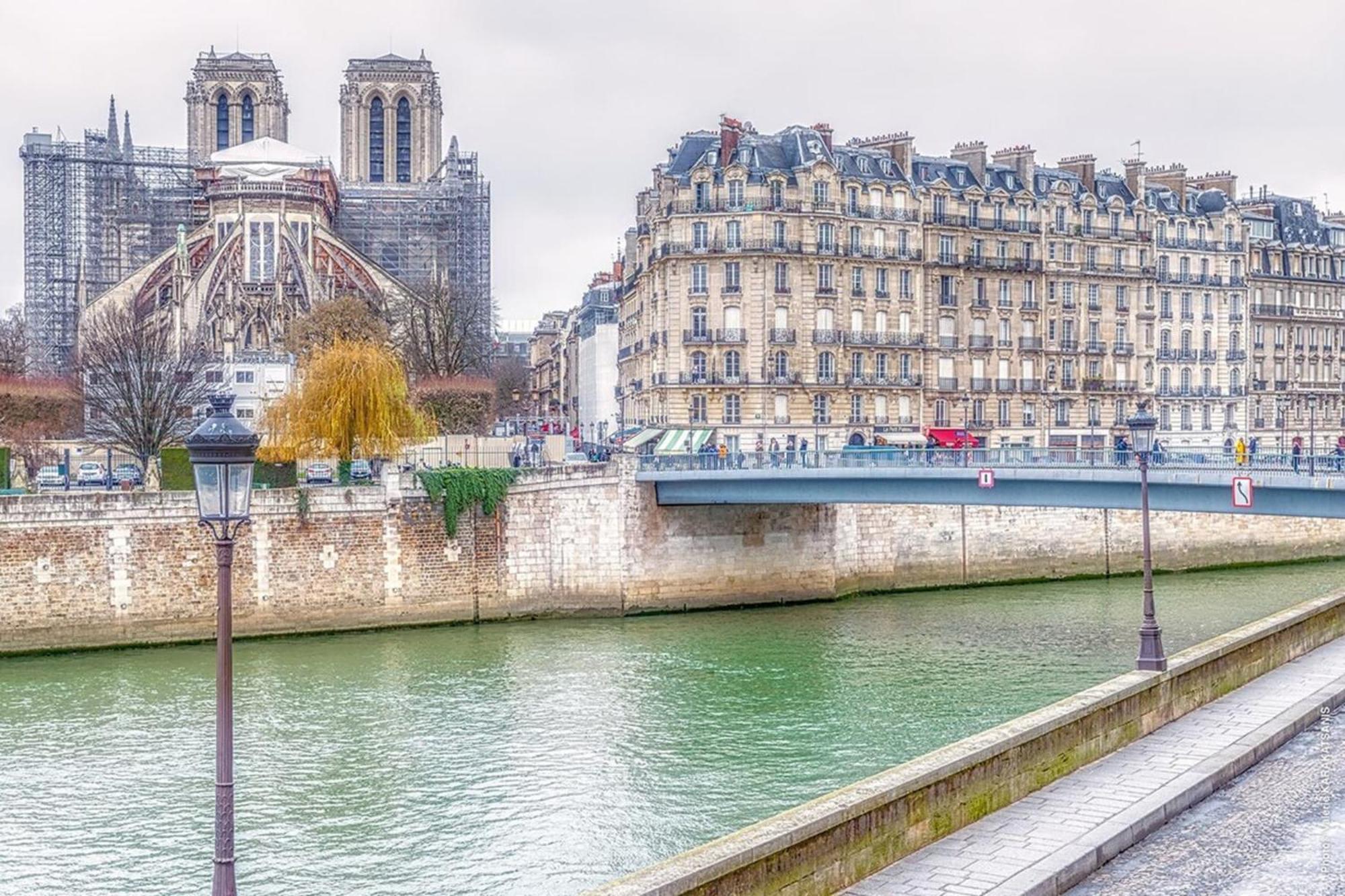 Ile Saint Louis - Quai D'orleans 2bdr By B'your Appartement Paris