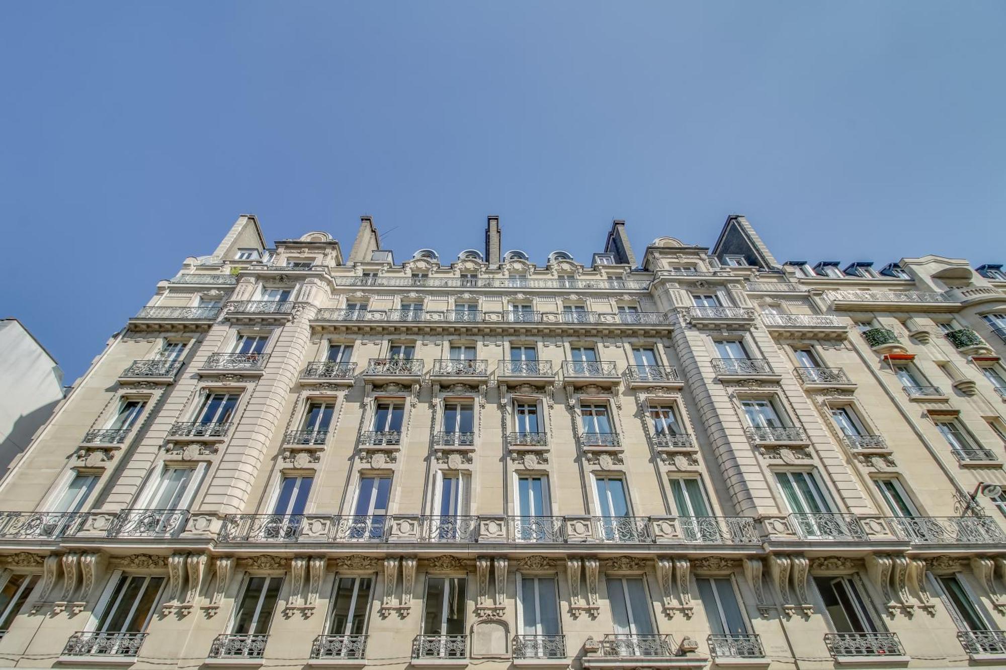 Sejours Parisiens / Belle Courcelles / 4* Apartment Paris
