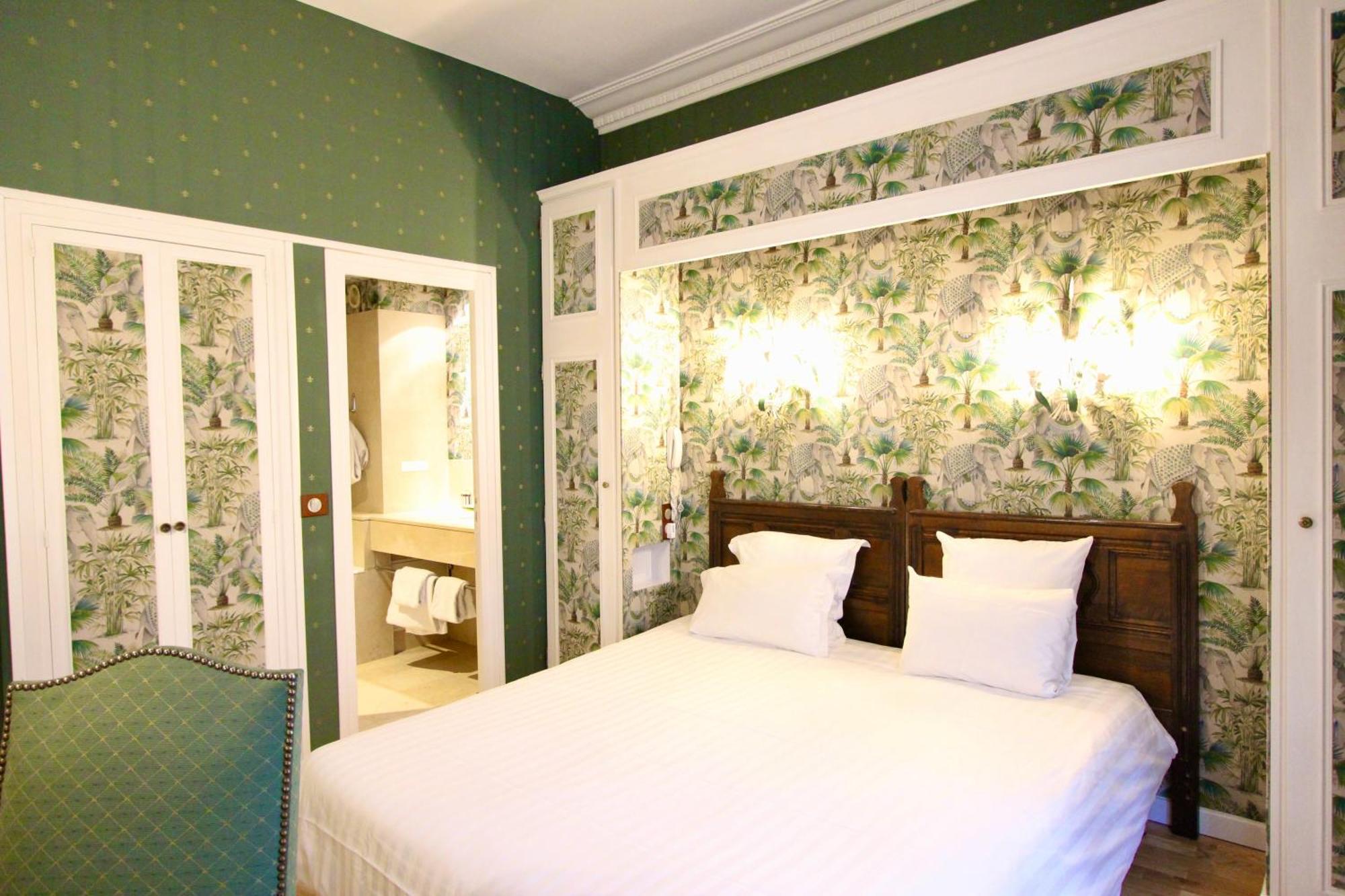 De La Bretonnerie 3* Paris