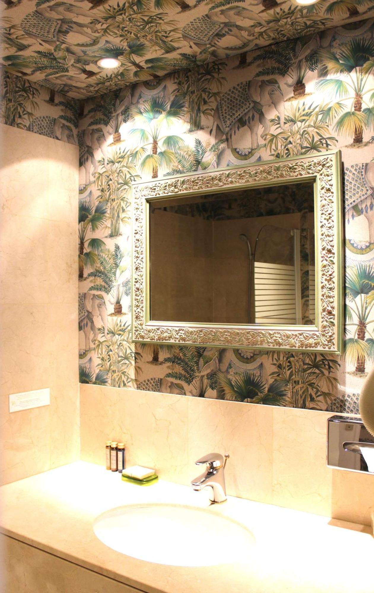 Hotel De La Bretonnerie Paris