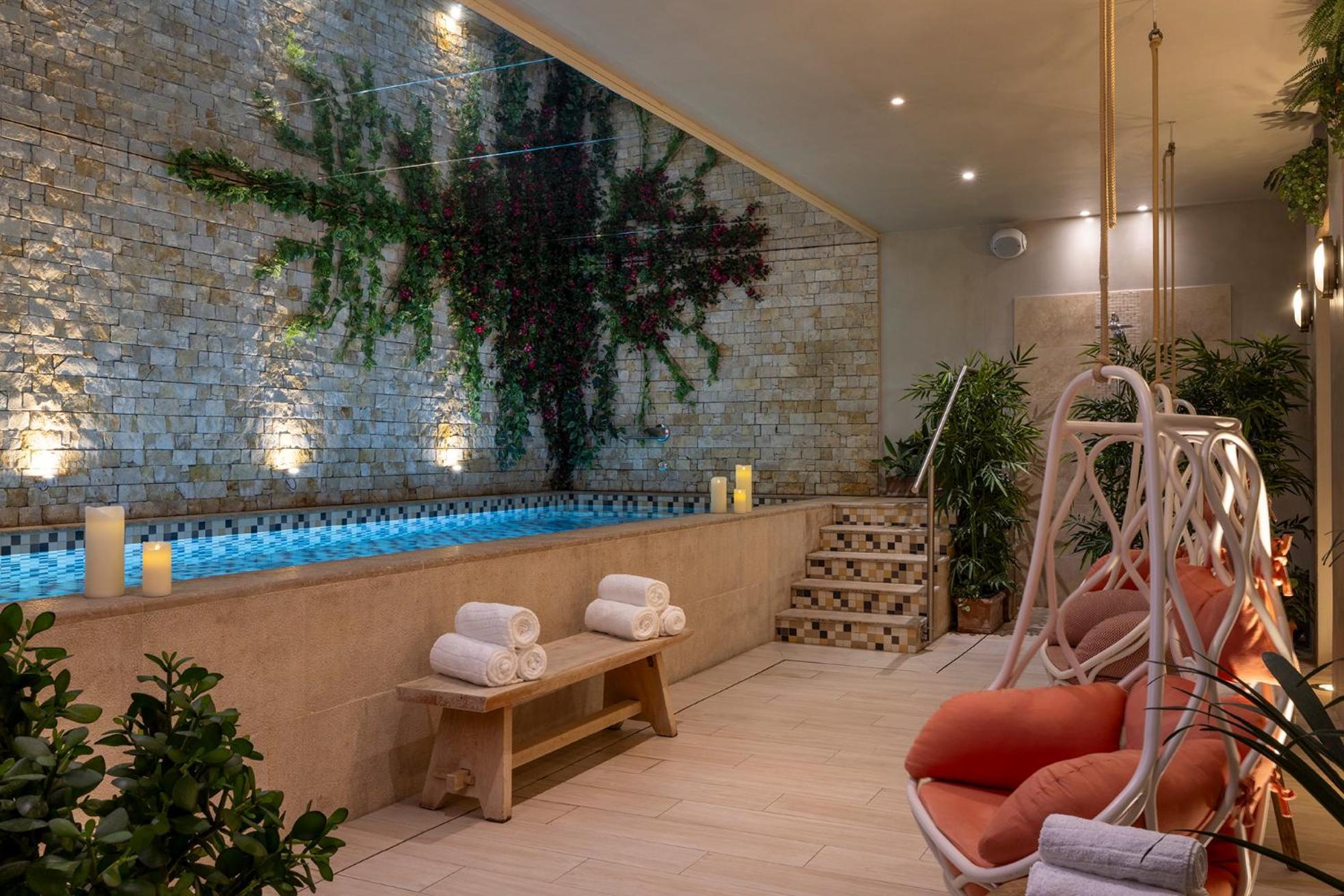 Royal Madeleine Hotel&spa Hotel 4*