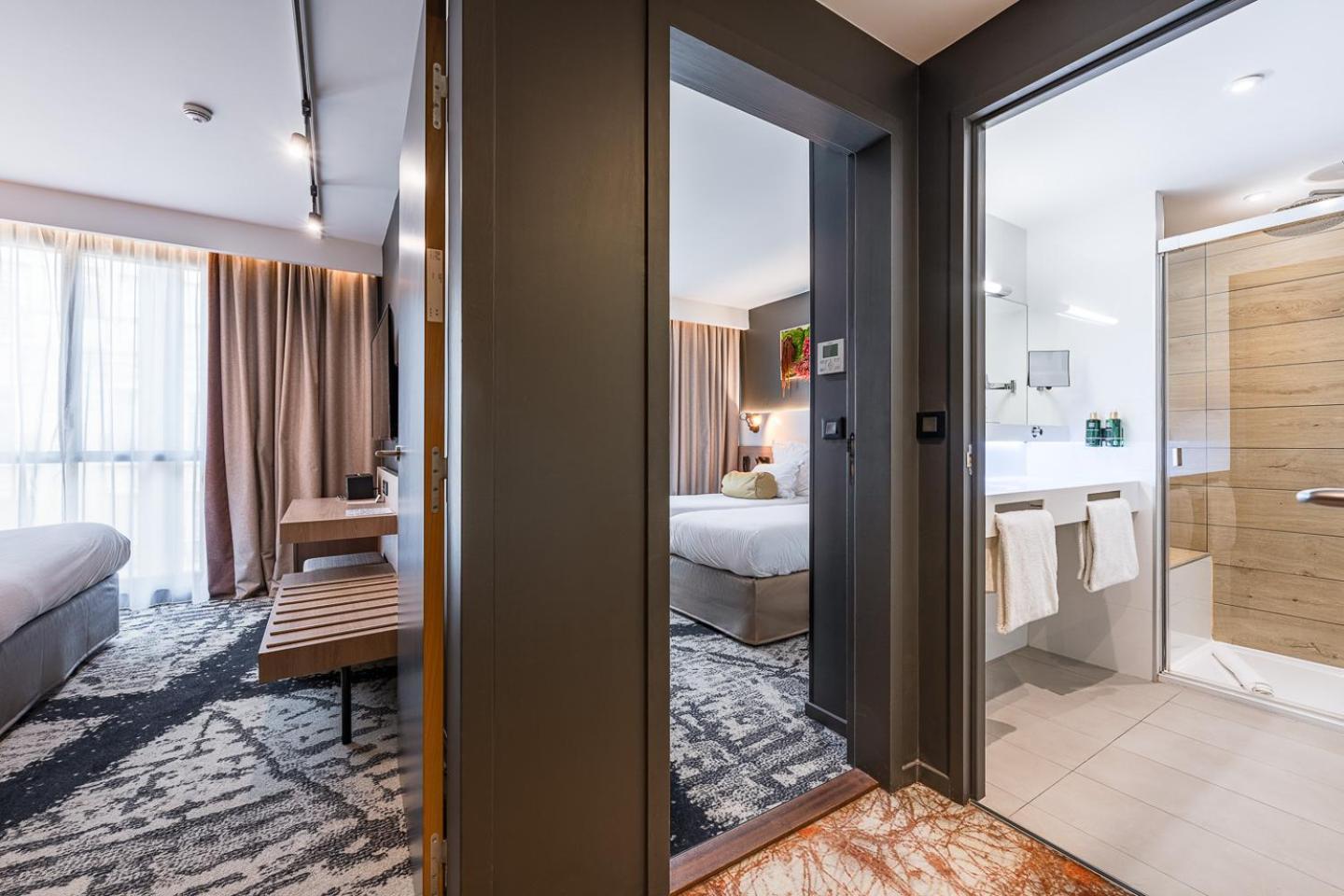 B55 Hotel 4*